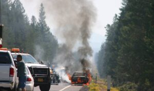 2026-10-25-2214-boyolali-mobil-terbakar